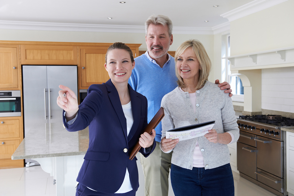 Tips to Show Your Home to Make the Best Impression on Home Buyers
